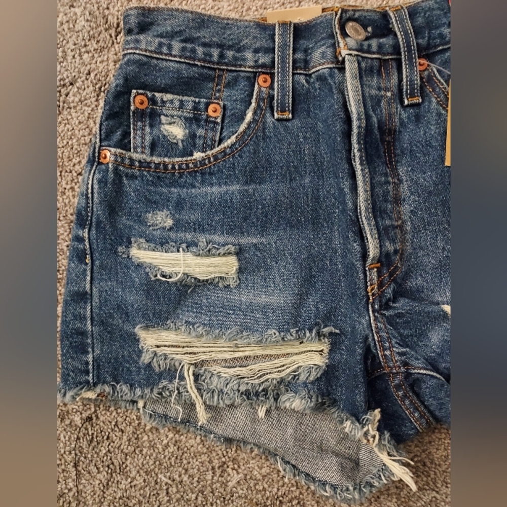Levi's 501 Distressed Denim Shorts Womens W24 Ripped Frayed Hem Blue Jean Jorts - Picture 4 of 16